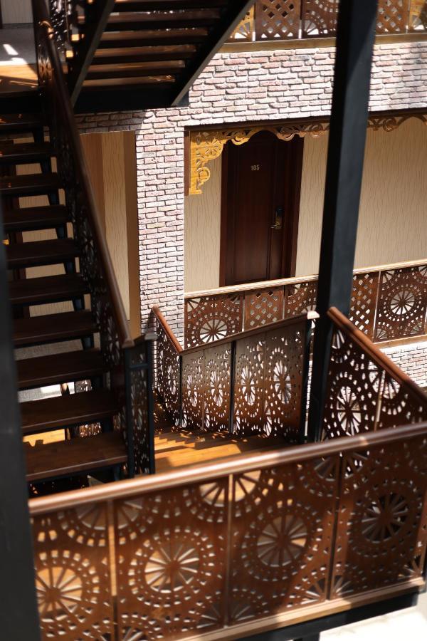 Mukhrantubani Boutique Hotel Tbilisi Exterior foto